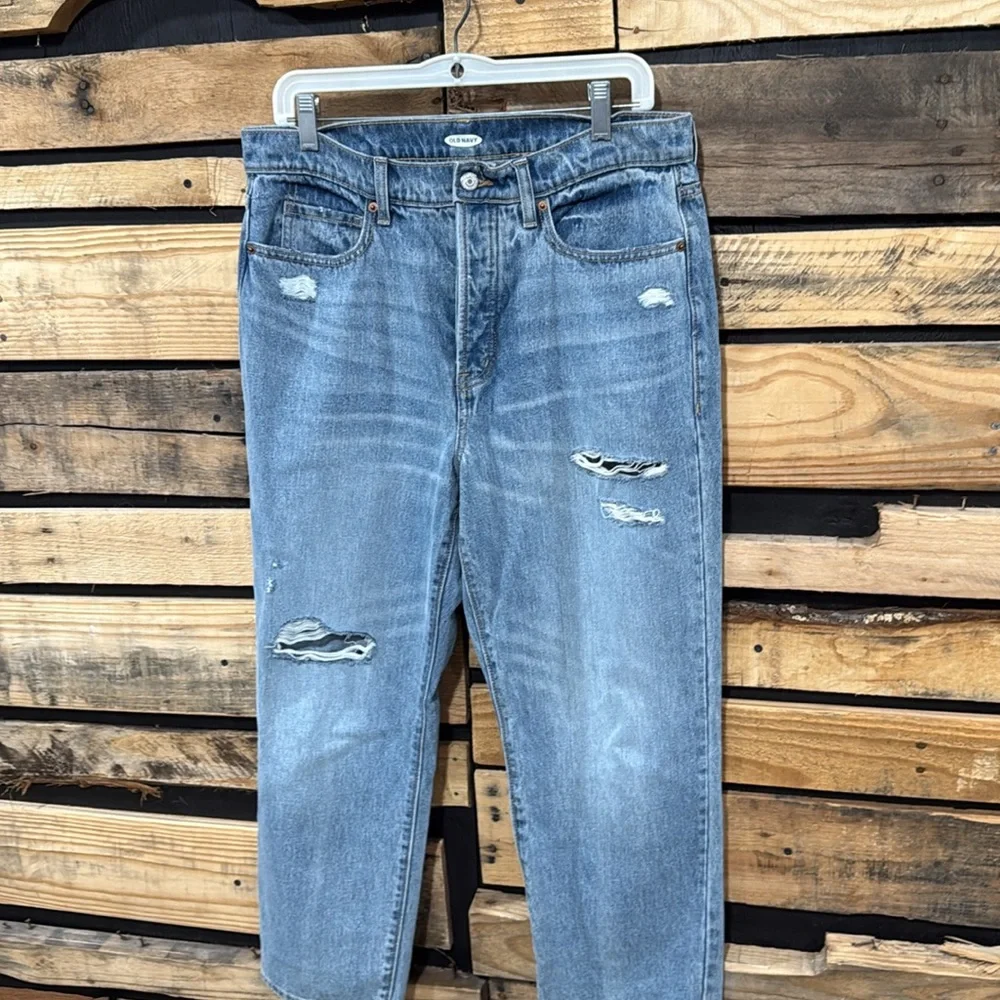 Old Navy Extra High Rise Gwen Boyfriend Buttonfly Straight Leg Jeans Size 12P‎